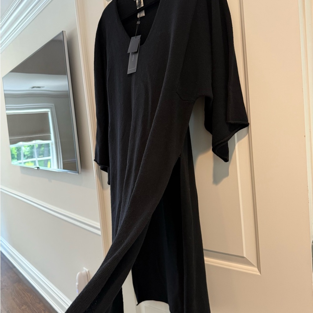 BCBG Black Boxy Tunic Top - Picture 2 of 4